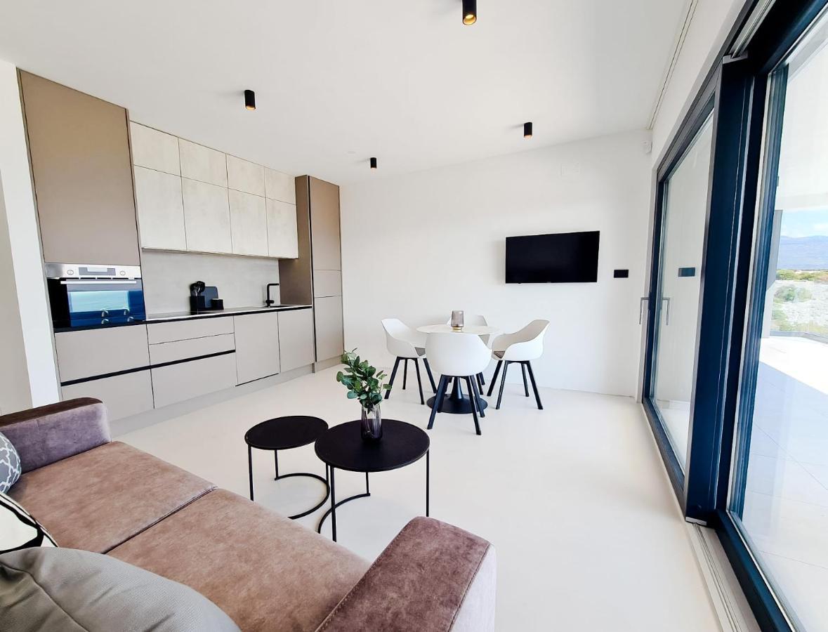 The Five Stars Croatia Apartment Novi Vinodolski Bagian luar foto
