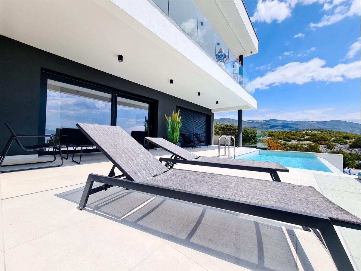 The Five Stars Croatia Apartment Novi Vinodolski Bagian luar foto